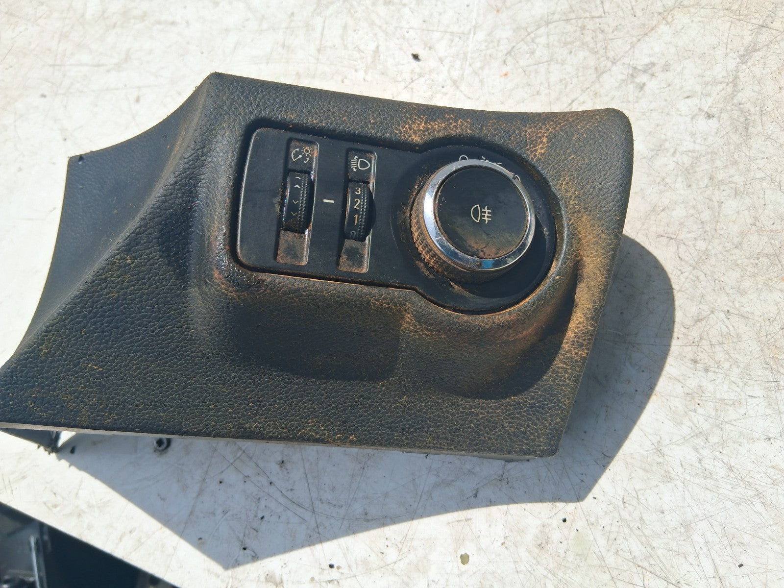 2013 VAUXHALL ASTRA J HEADLIGHT ADJUSTER CONTROL SWITCH 13268697
