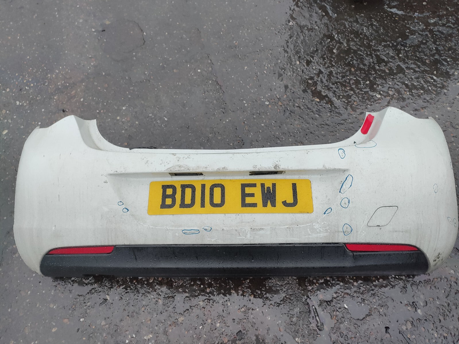 2010 VAUXHALL ASTRA J MK6 PRE FACELIFT REAR COMPLETE BUMPER SUMMIT WHITE ZGAZ