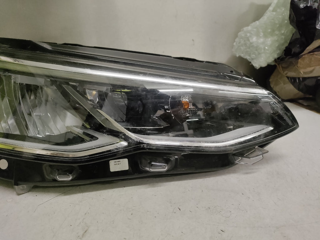 2022 VW VOLKSWAGEN GOLF MK8 OSF DRIVER FRONT HEADLIGHT DAMAGED TABS 5H2941006C