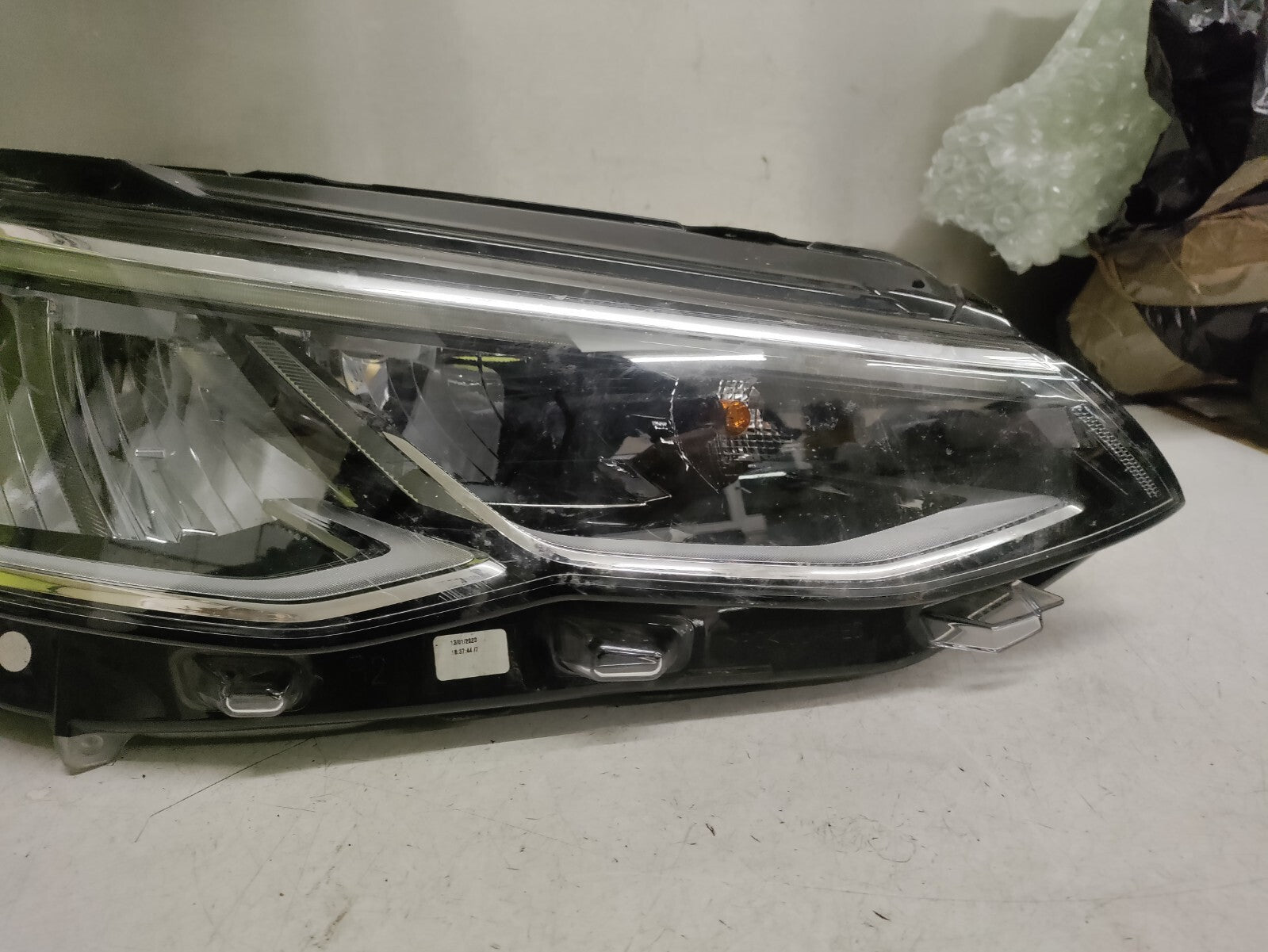 2022 VW VOLKSWAGEN GOLF MK8 OSF DRIVER FRONT HEADLIGHT DAMAGED TABS 5H2941006C