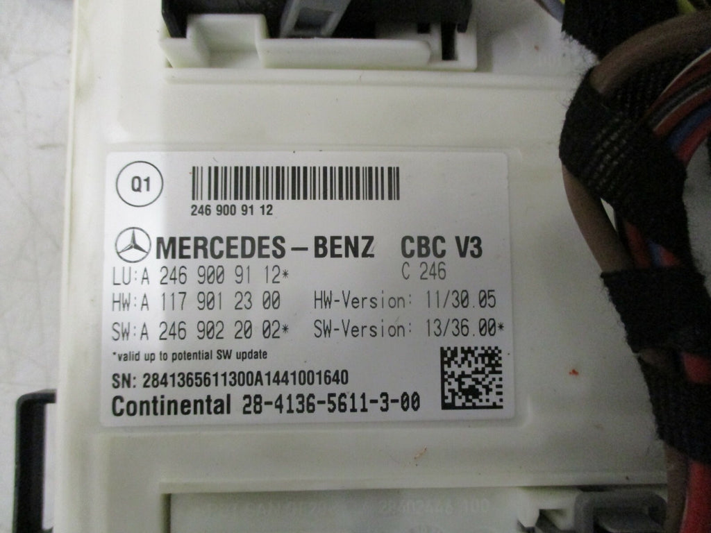 MERCEDES GLA220 2014 BCM SAM BODY CONTROL FUSEBOX MODULE UNIT A2469009112