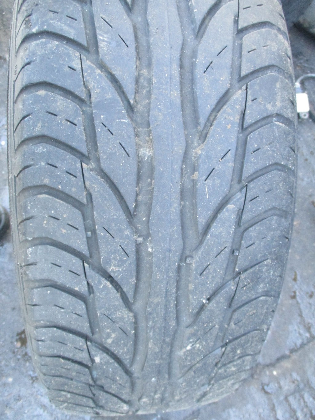RENAULT MEGANE MK3 2009 16 INCH ALLOY WHEEL WITH TYRE 205/55R16