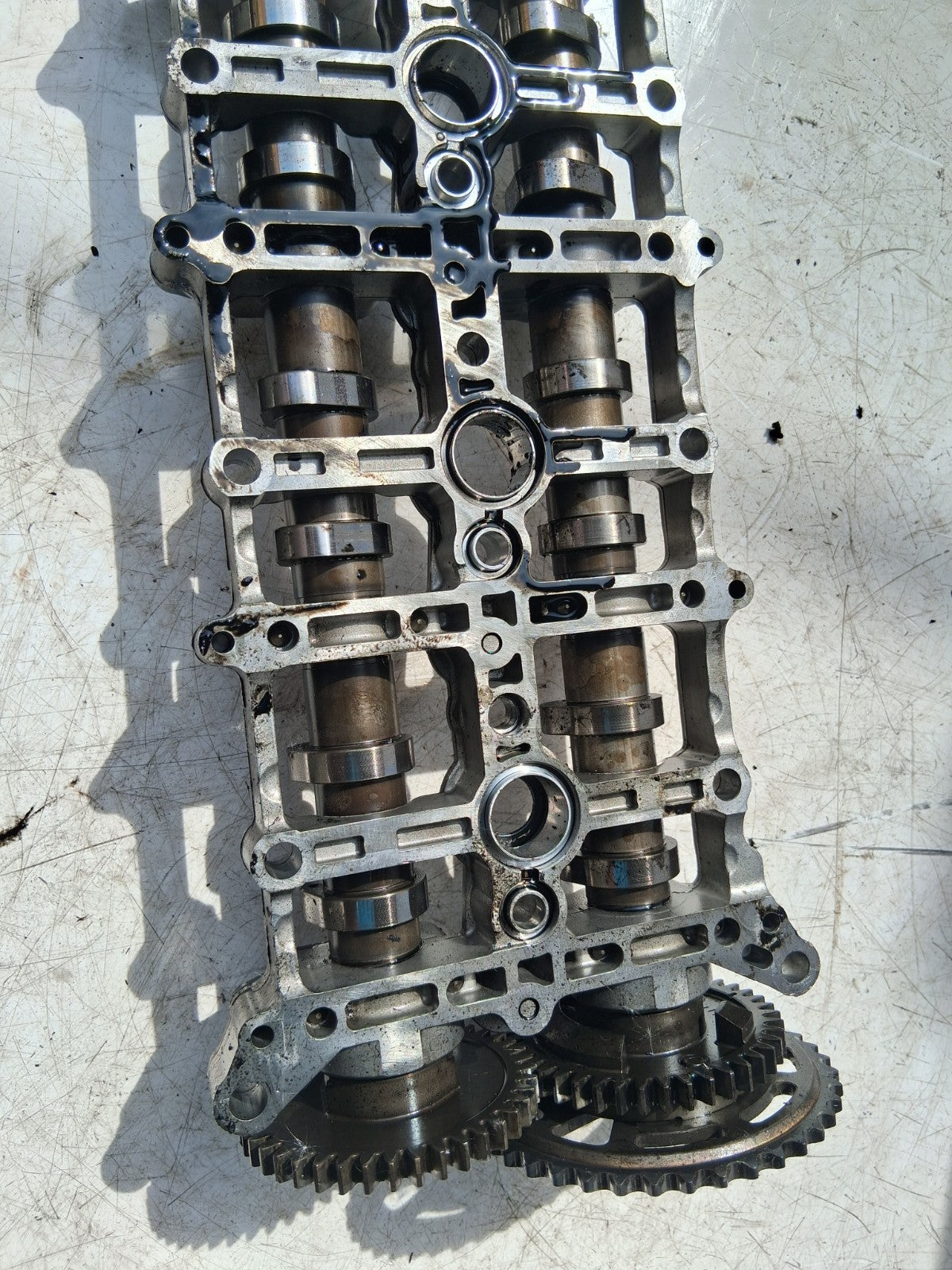 2018 BMW X1 F48 2.0 DIESEL CAMSHAFT CARRIER WITH 2 CAMSHAFTS 8570145