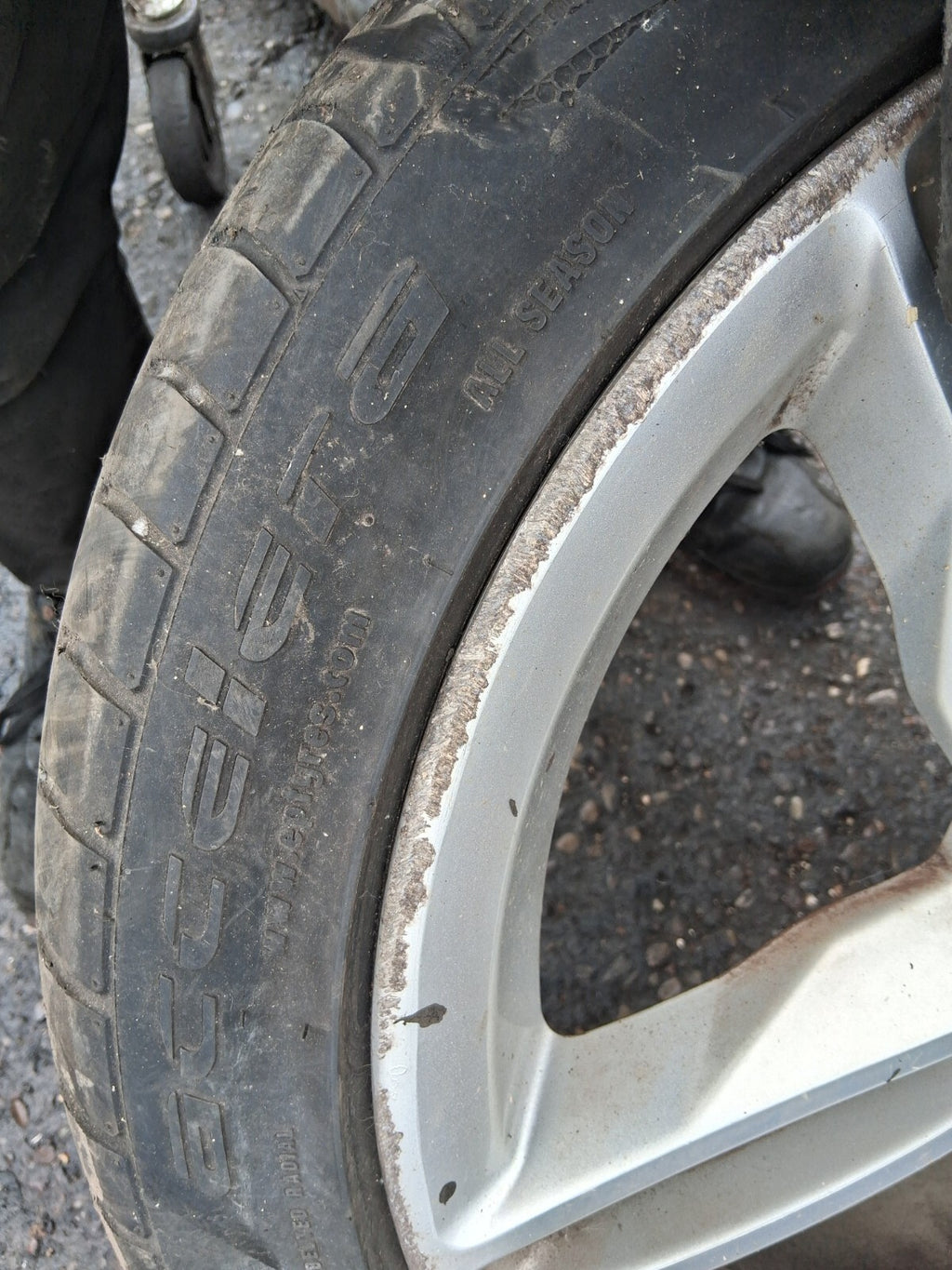 FORD KUGA MK2 2014 19 INCH ALLOY WHEEL WITH TYRE 235/45R19 CJ5J1007AC