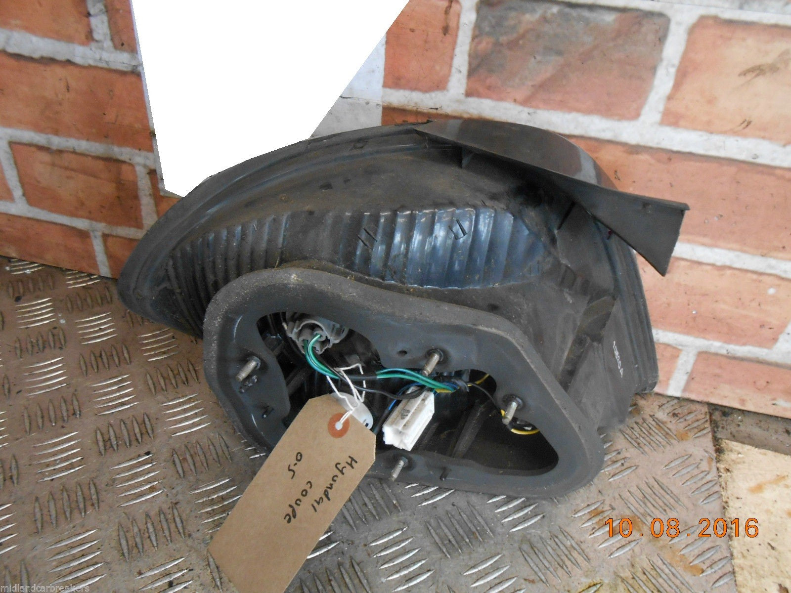 HYUNDAI COUPE 2000 RD2 OSR DRIVER SIDE REAR BRAKE TAIL LIGHT CLUSTER