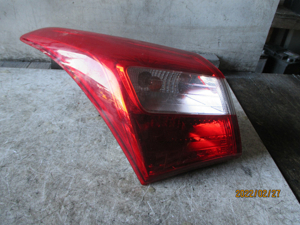 HYUNDAI I30 2012-2017 PASSENGER SIDE REAR TAIL LIGHT 92401A50