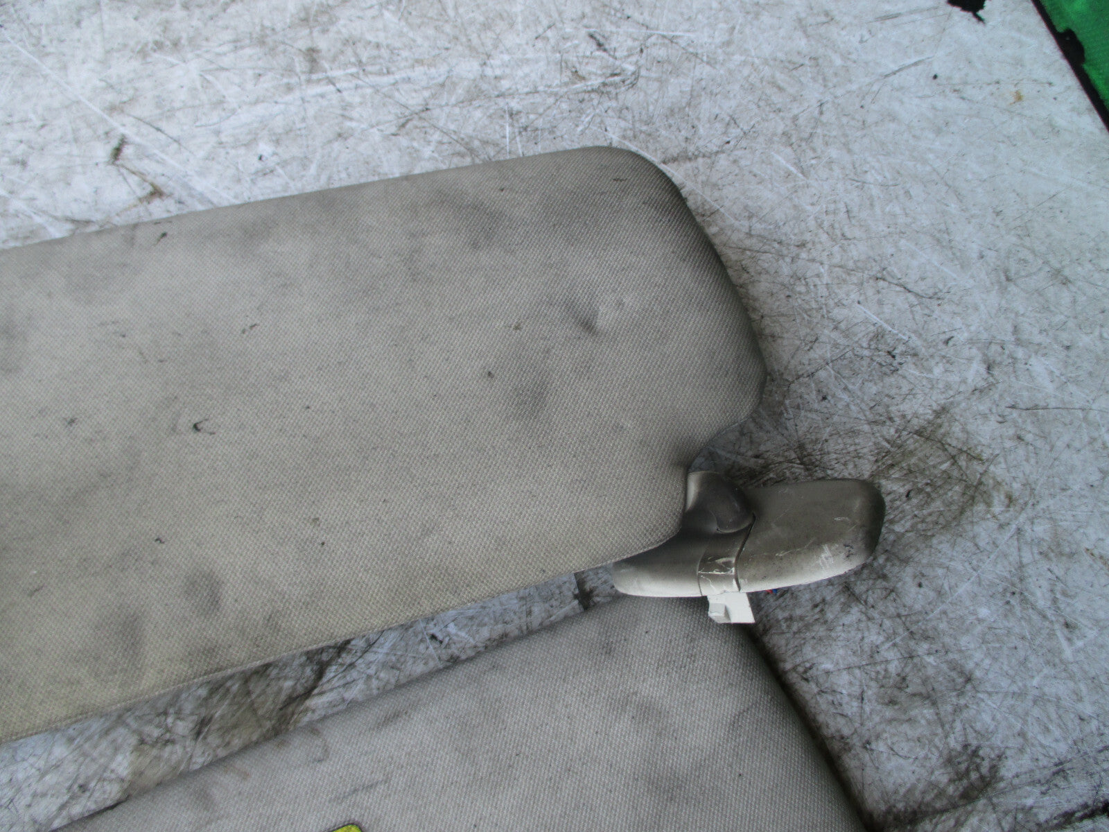 LAND RANGE ROVER 2013 PASSENGER DRIVER SIDE SUN SHADE VISOR SET GREY MIRROR