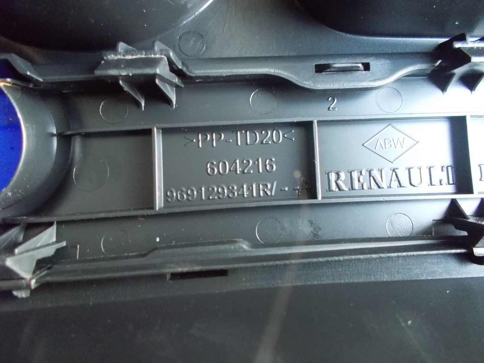 2015 RENAULT CLIO MK4 CENTRE CONSOLE CUP HOLDER HANDBRAKE TRIM 969105848