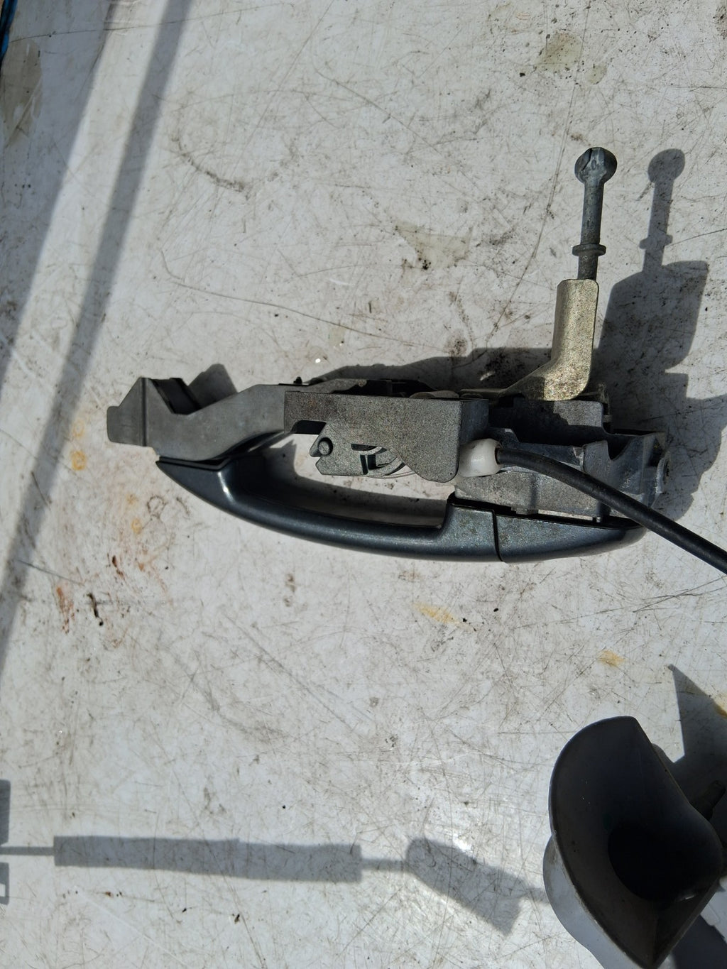 2012 PEUGEOT 3008 MK1 NSF PASSENGER SIDE FRONT LEFT DOOR LOCK MECHANISM A04964