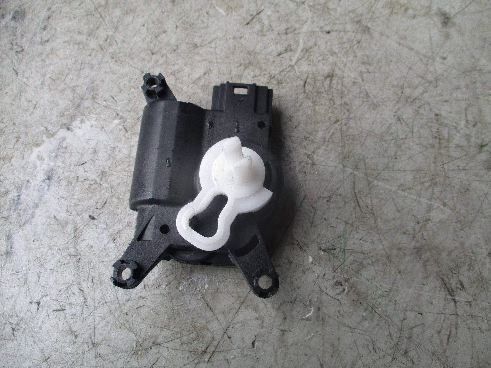 2023 REANULT MASTER HEATER FLAP ACTUATOR MOTOR A21101800