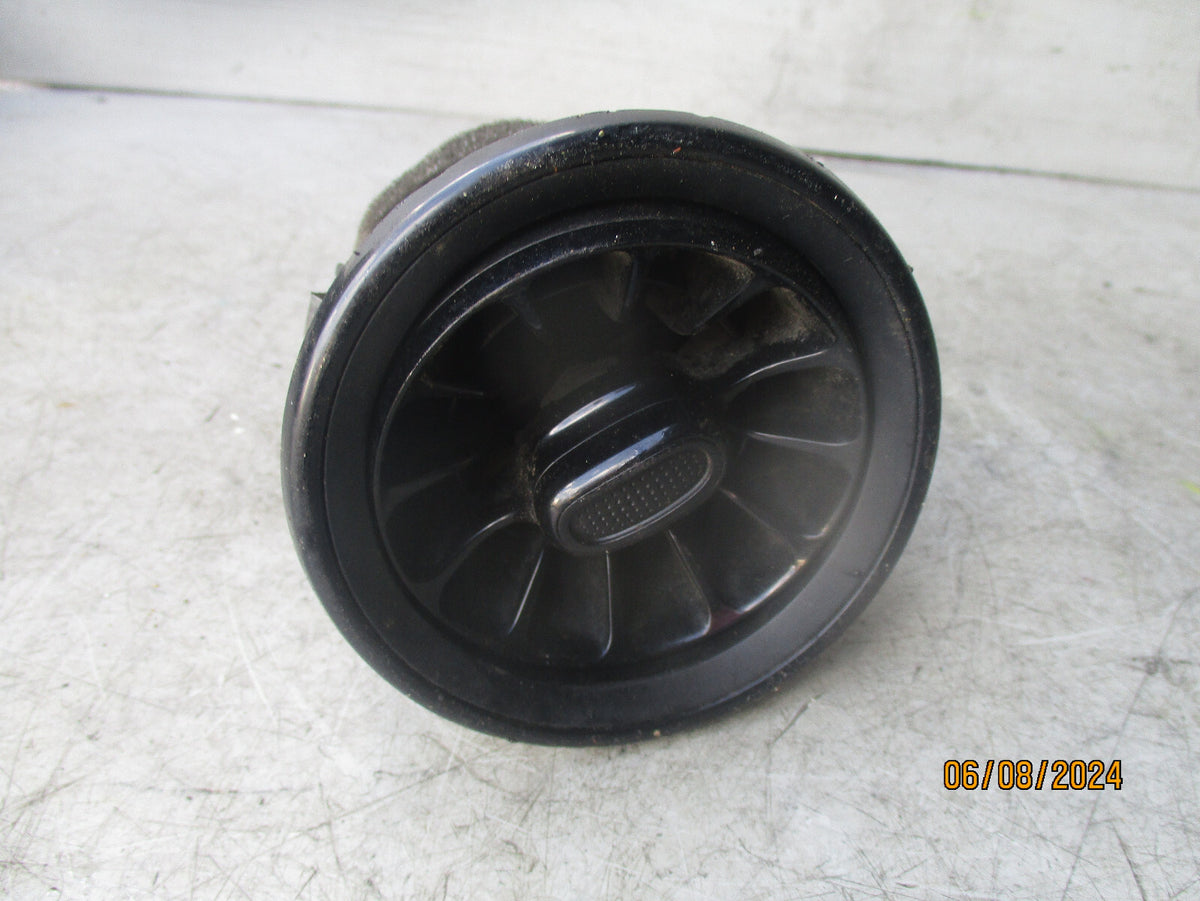 2020 MERCEDES BENZ SPRINTER W907 FRONT DASHBOARD AIR VENT A9108303401