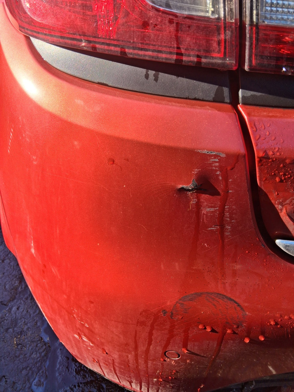 2013 RENAULT CLIO X98 MK4 COMPLETE REAR BUMPER WITH PDC SENSORS RED