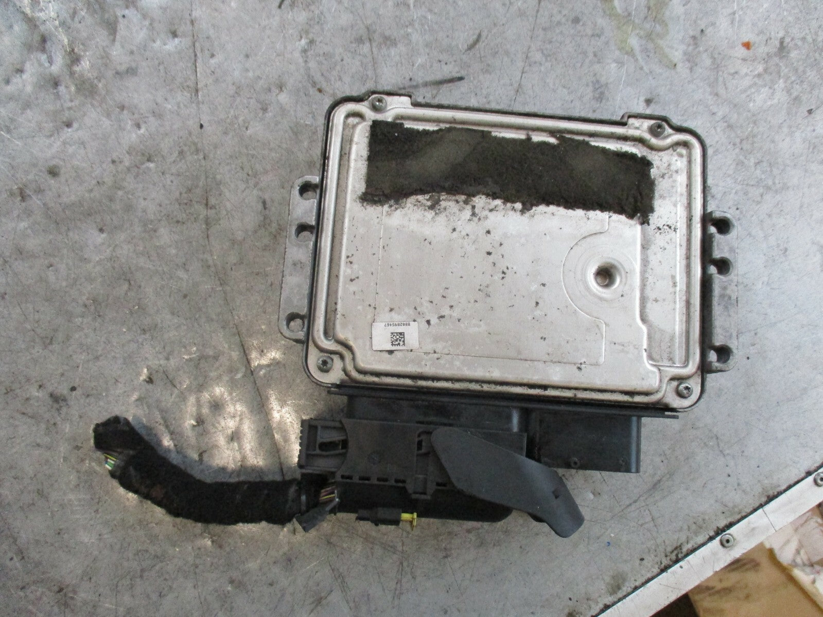 FIAT BRAVO MK2 1.6 ENGINE CONTROL UNIT ECU MODULE 51828291
