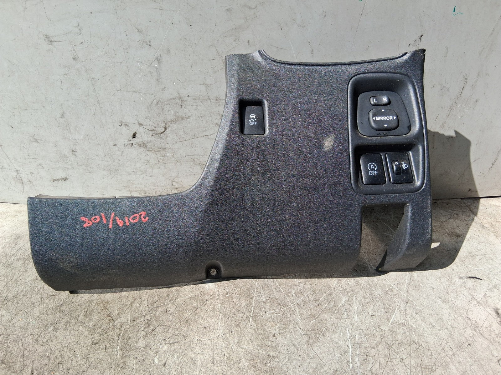 2019 PEUGEOT 108 DASH LOWER WING MIRROR CONTROL SWITCHES PANEL 554320H020