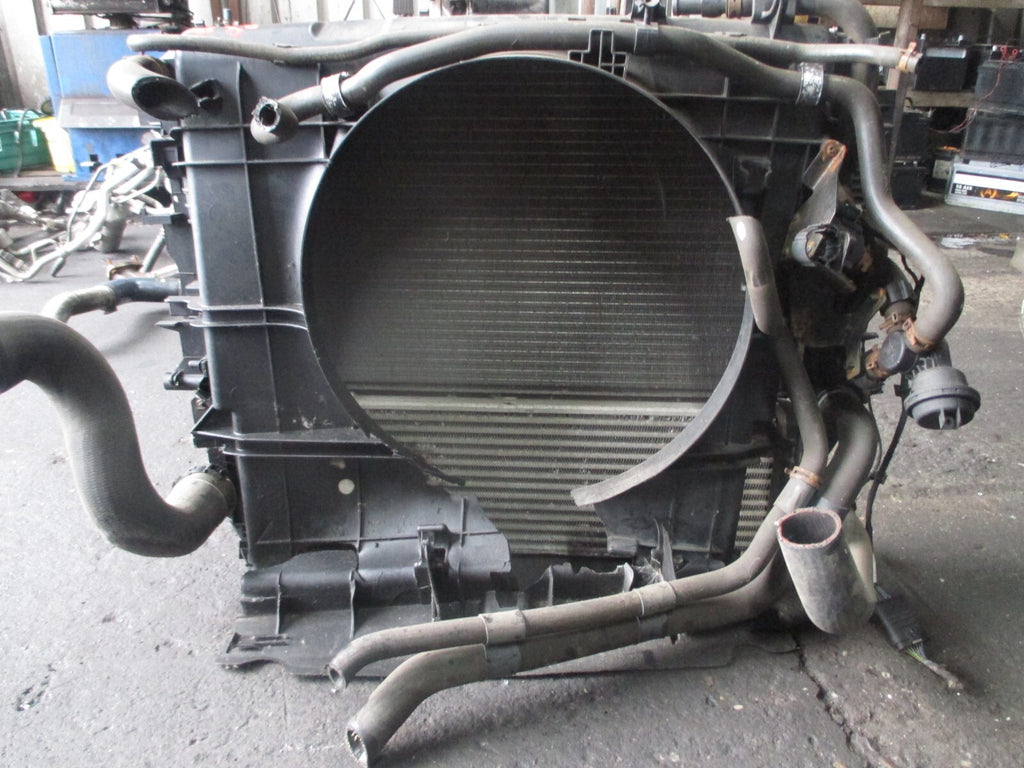 VW VOLKSWAGEN CRAFTER 2015 2.5 DIESEL RADIATOR FAN PACK 2E0121253 RP 19