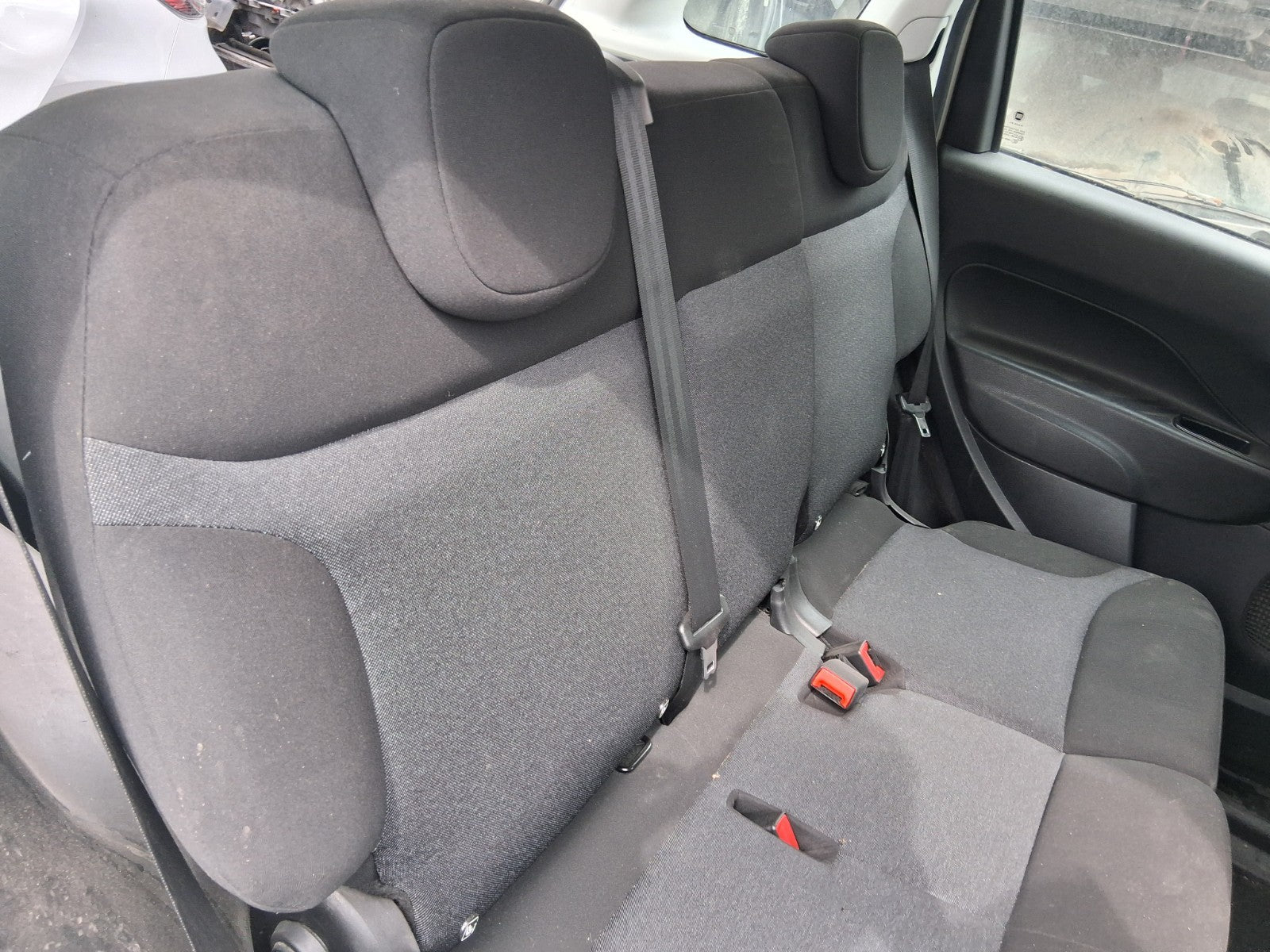 2019 FIAT 500L URBAN HATCH REAR COMPLETE SEATS BACK AND BENCH FABRIC