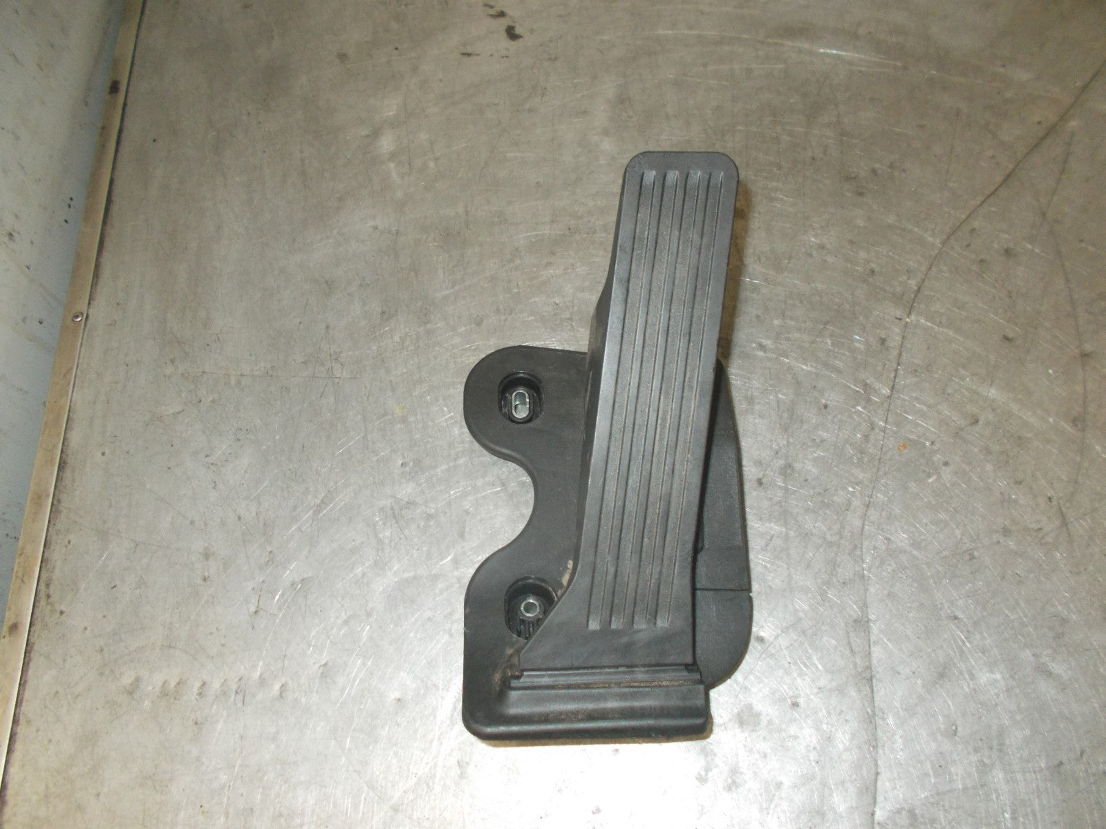 MAZDA 3 BM 2016 (MK3) 1.6 ACCELERATOR THROTTLE PEDAL GHP941600E