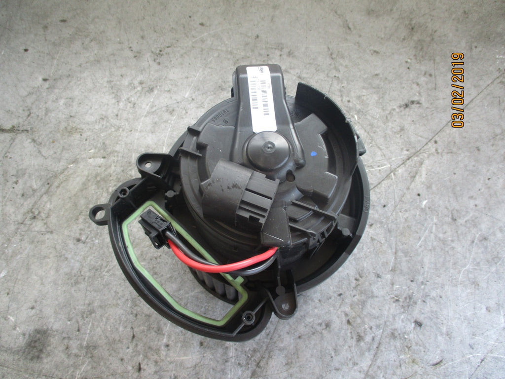 RENAULT KADJAR 2016 HEATER BLOWER MOTOR FAN T911738