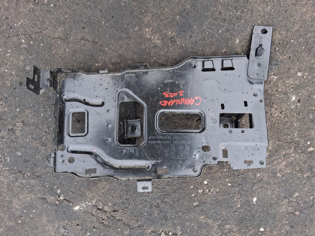 2023 VAUXHALL GRANDLAND BATTERY TRAY BOX METAL MOUNTING 9815288480