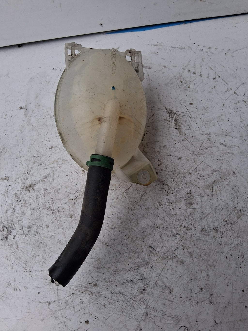 2017 RENAULT CLIO COOLANT EXPANSION OVERFLOW TANK RESERVOIR BOTTLE 217100680R