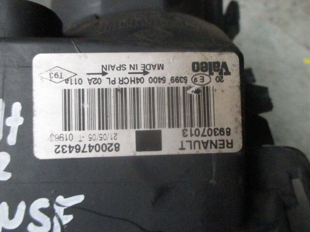 2005 RENAULT MEGANE MK2 CONVERTIBLE NS PASSENGER SIDE HEADLIGHT 8200476432