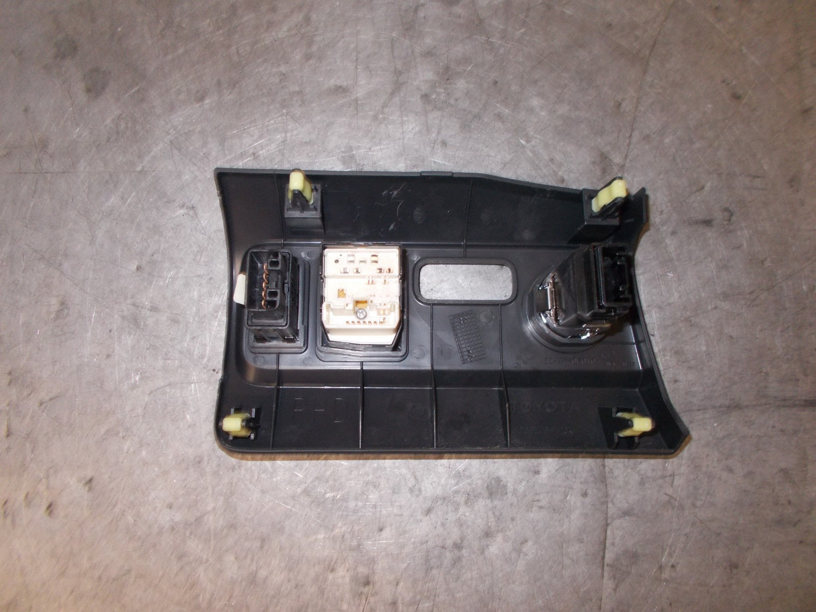 TOYOTA COROLLA 2007 MIRROR CONTROL & ENGINE START SWITCHES 554470F010