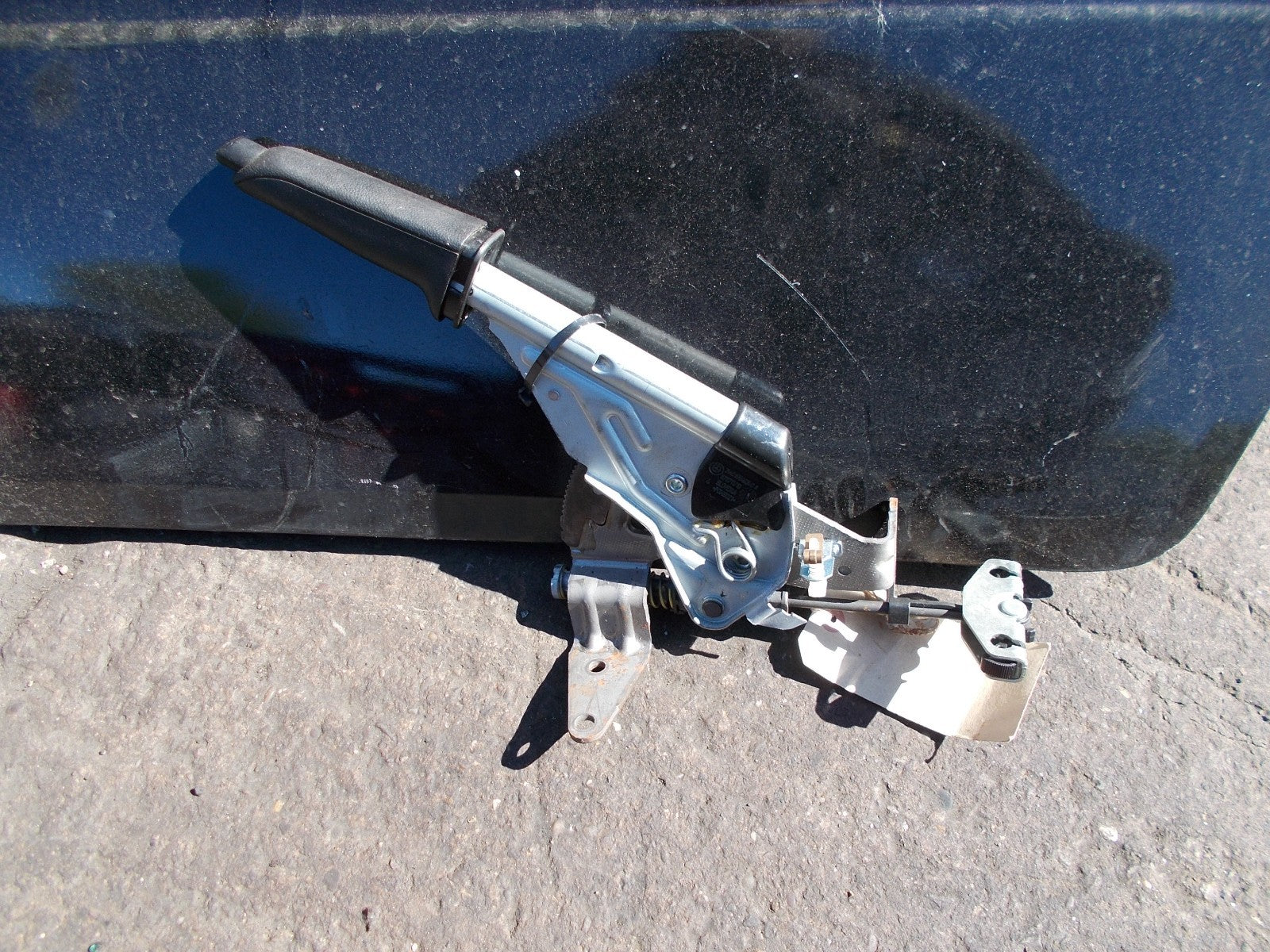 BMW 1 SERIES E81 E82 E87 HAND BRAKE LEVER 6782750