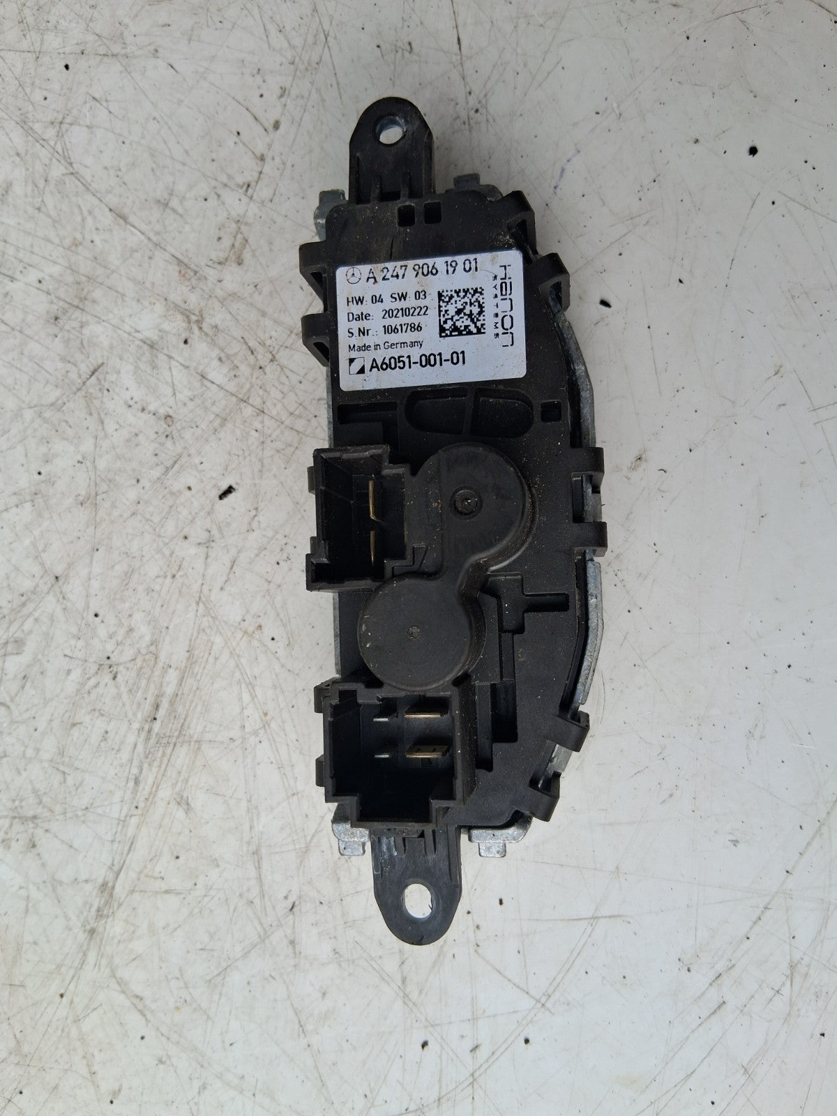 2020 MERCEDES BENZ A CLASS W177 HEATER BLOWER FAN MOTOR RESISTOR A2479061901