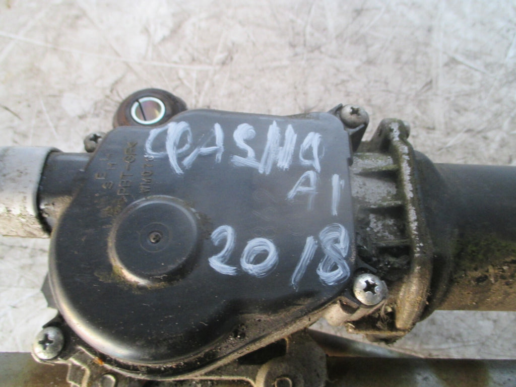 NISSAN QASHQAI 2018 J11 FRONT WINDSCREEN WIPER MOTOR WITH LINKAGES