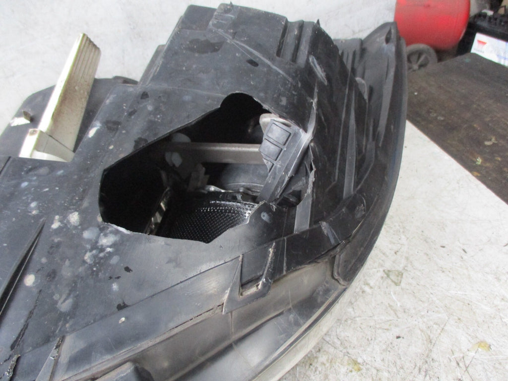 HYUNDAI I 40 2013 OSF DRVER SIDE FRONT HEADLIGHT 921023Z041