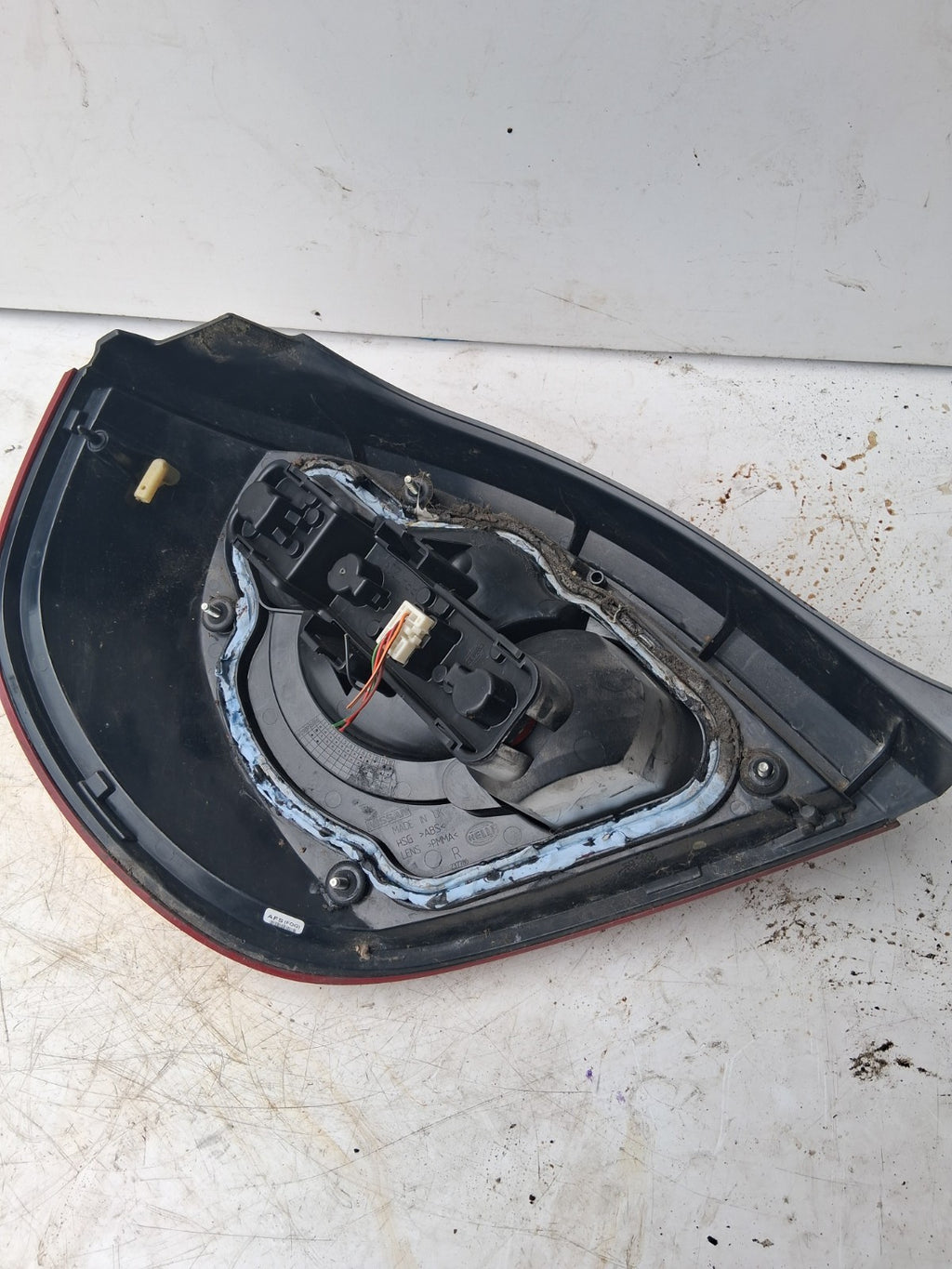 2005 NISSAN ALMERA OSR OFF RIGHT DRIVER SIDE REAR LIGHT