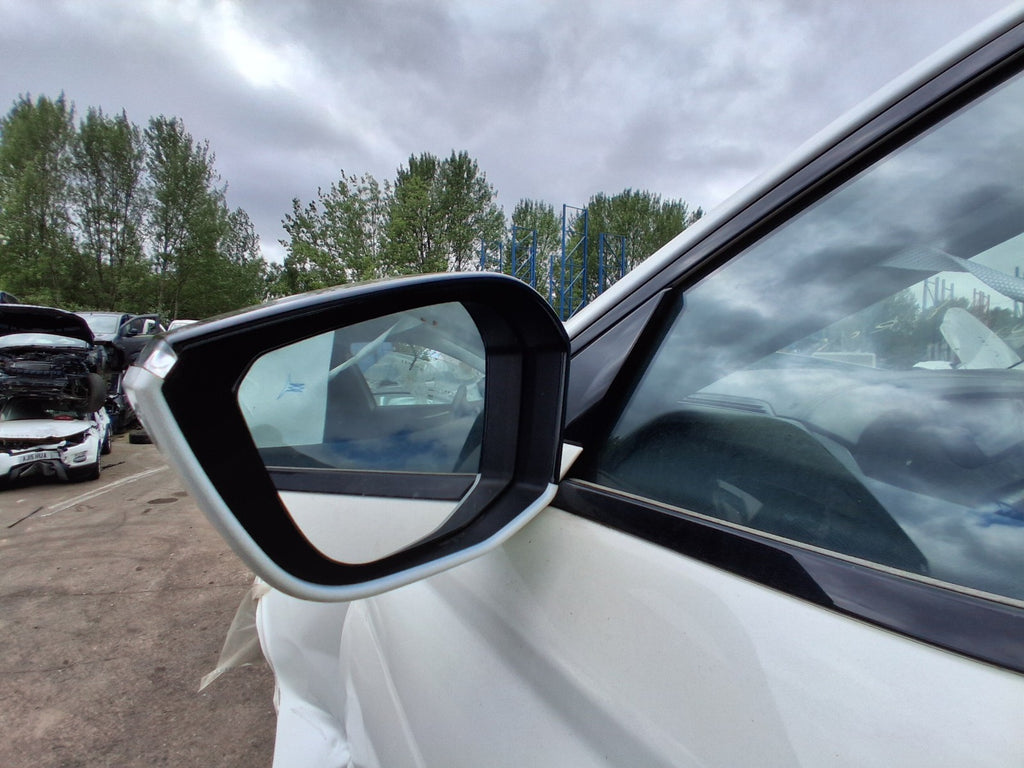 2023 DS DS 4 CROSSOVER NSF PASSENGER FRONT POWERFOLD WING MIRROR PUDDLE LIGHT