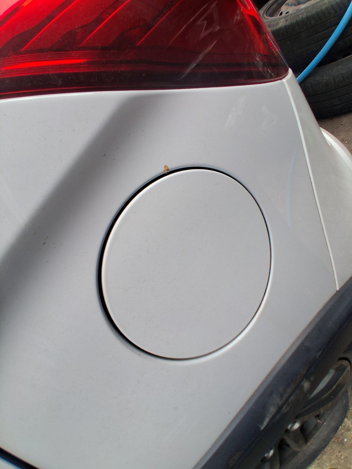 2018 FORD KA + PLUS MK3 HATCHBACK FUEL FILLER FLAP WHITE