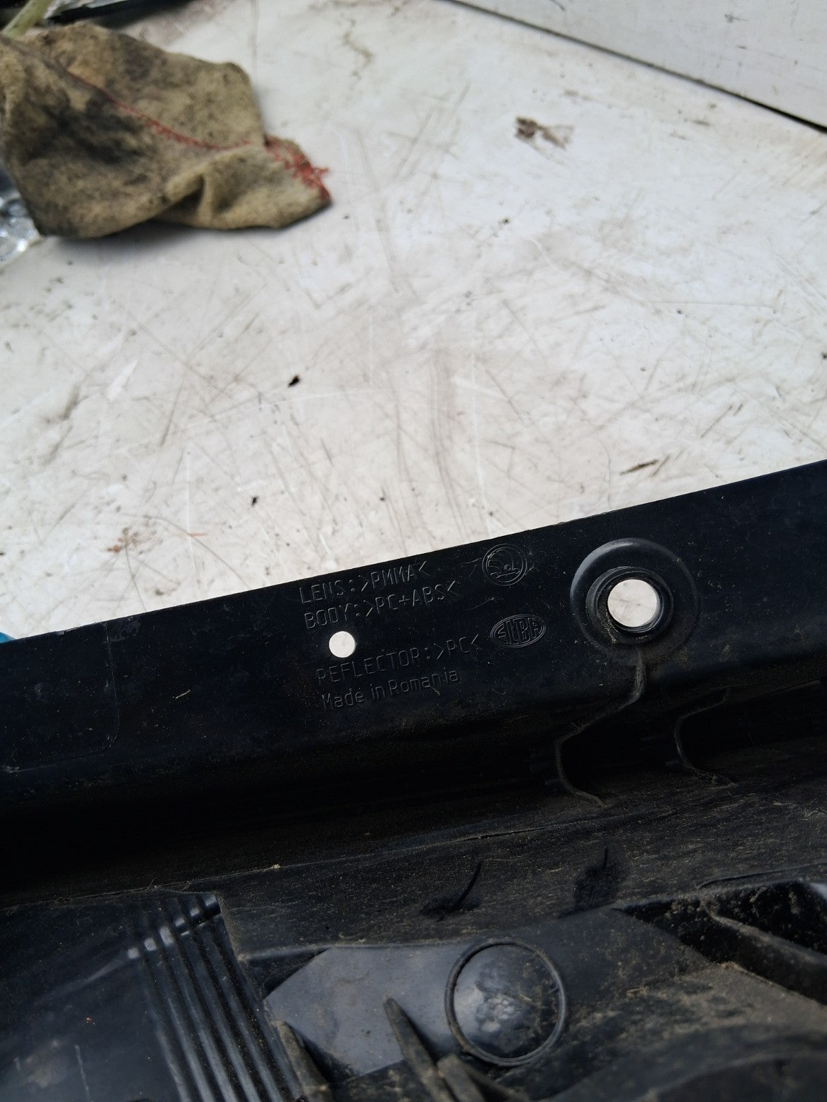 2019 SKODA FABIA BOOT TAILLIGHT NSR PASSENGER SIDE REAR 6V6945257