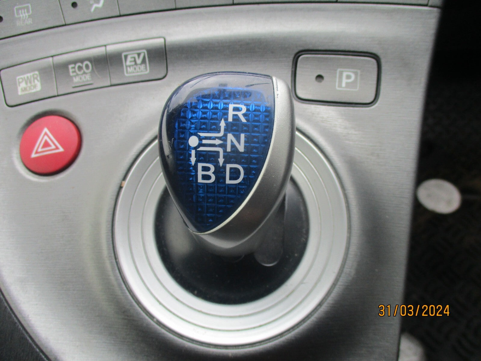 TOYOTA PRIUS MK3 2014 XW30 AUTO AUTOMATIC GEARSTICK GEARSHIFTER