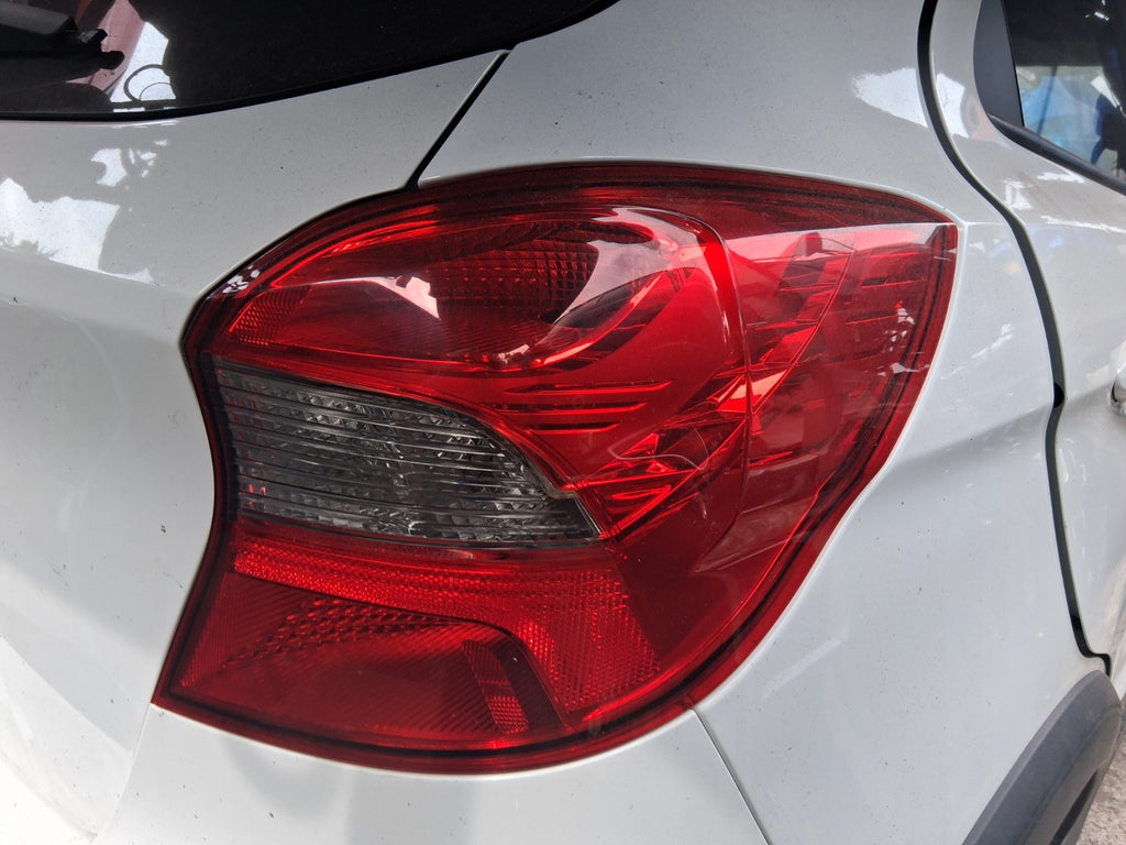 2018 FORD KA + PLUS HATCHBACK OSR DRIVER SIDE REAR TAIL LIGHT LAMP