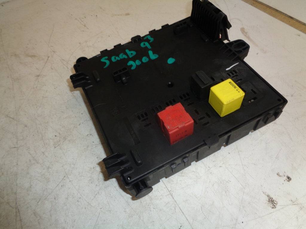 SAAB 9-3 93 2006 MK2 VECTOR SPORT FUSE BOX WITH RELAY 12764435