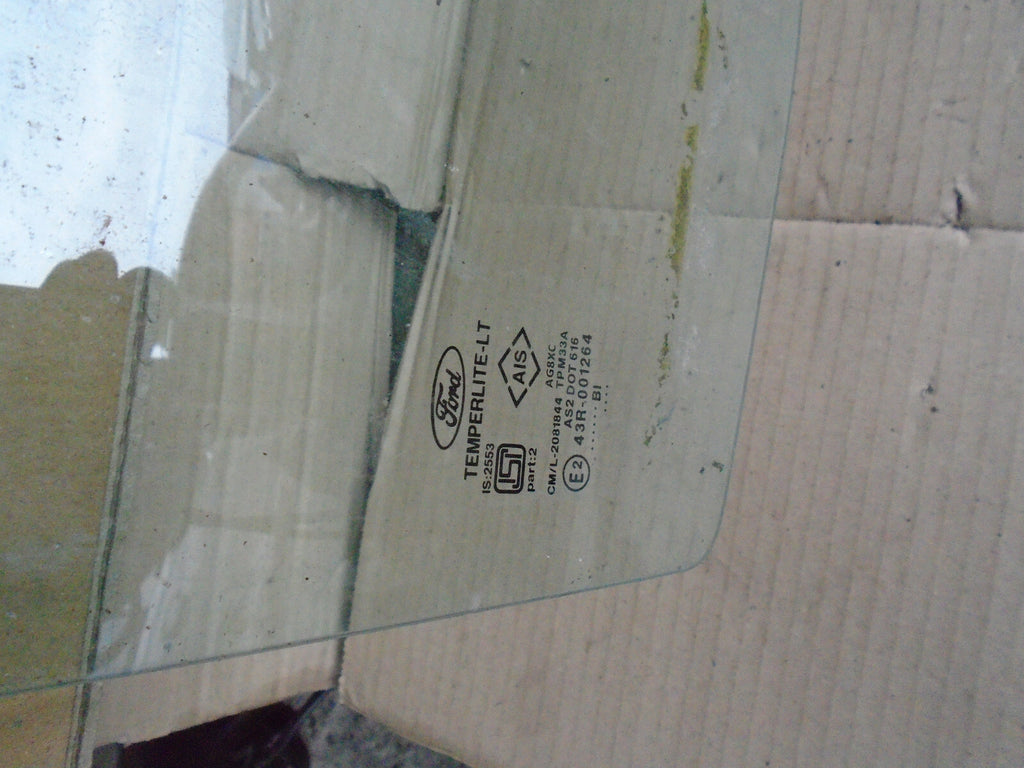 FORD KA + 2018 5 DOOR OSF DRIVER FRONT DOOR WINDOW GLASS