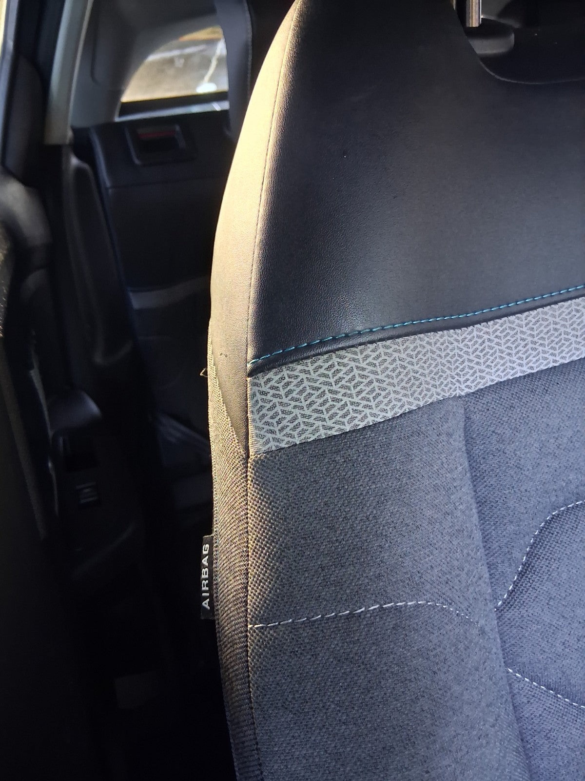 2023 CITROEN C4 MK3 OSF DRIVER SIDE FRONT RIGHT COMPLETE SEAT HALF LEATHER