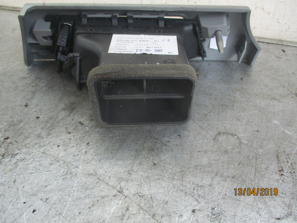 BMW 3 SERIES E90 2007 SILVER O/S DRIVER SIDE DASH BOARD AIR VENT