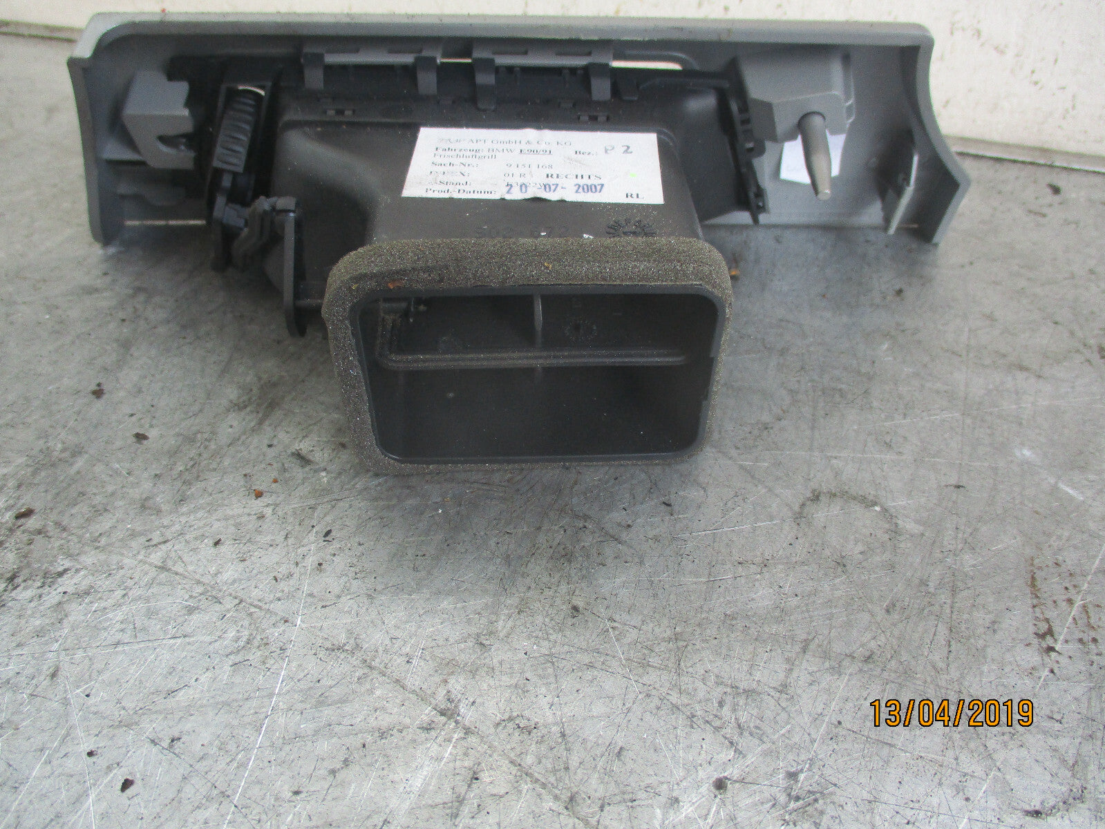 BMW 3 SERIES E90 2007 SILVER O/S DRIVER SIDE DASH BOARD AIR VENT