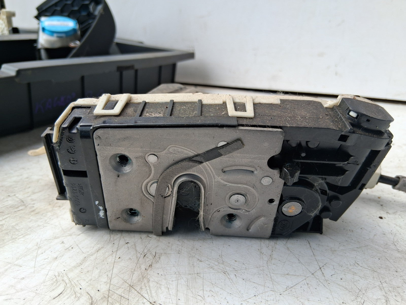 2016 MERCEDES BENZ CLA C117 OSR DRIVER SIDE REAR LOCK MECHANISM A0997306000