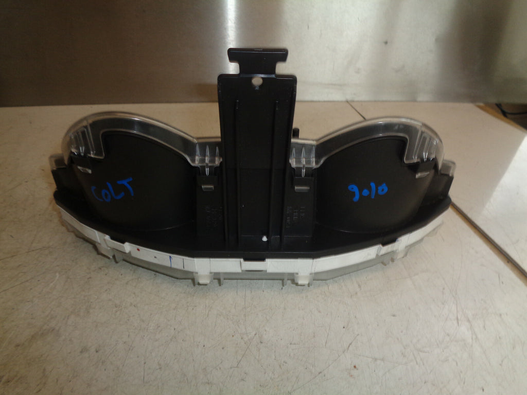 MITSUBISHI COLT 2010 1.3 PETROL SPEEDO CLOCK & REV COUNTER 8100B082H