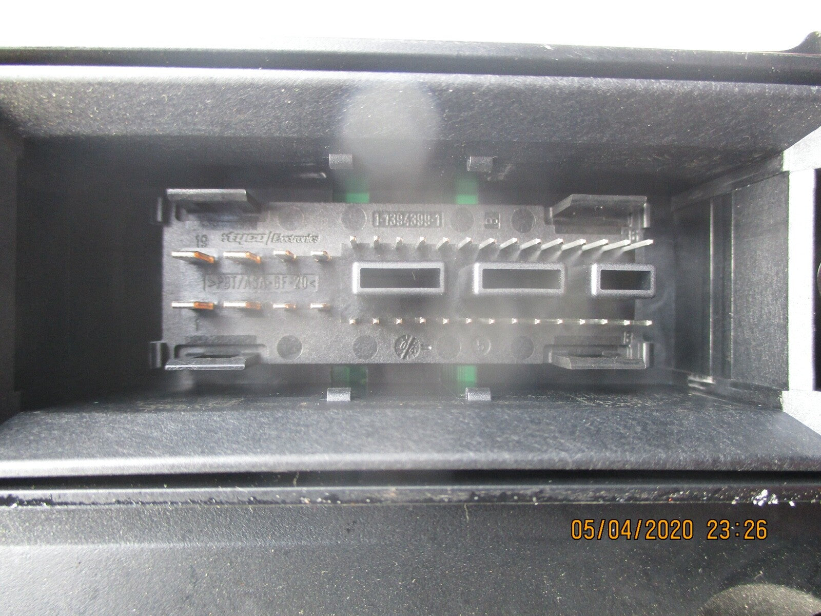 VW VOLKSWAGEN GOLF MK5 2007 1.6 INSTRUMENT CLUSTER SPEEDOMETER 110 080 246
