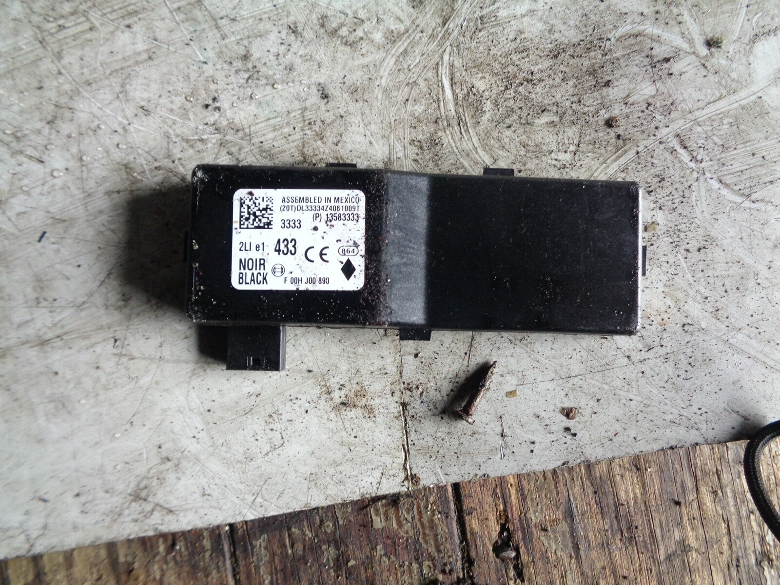 VAUXHALL INSIGNIA A MK1 2013 - 2017 RECEIVER CONTROL MODULE ECU 13583333