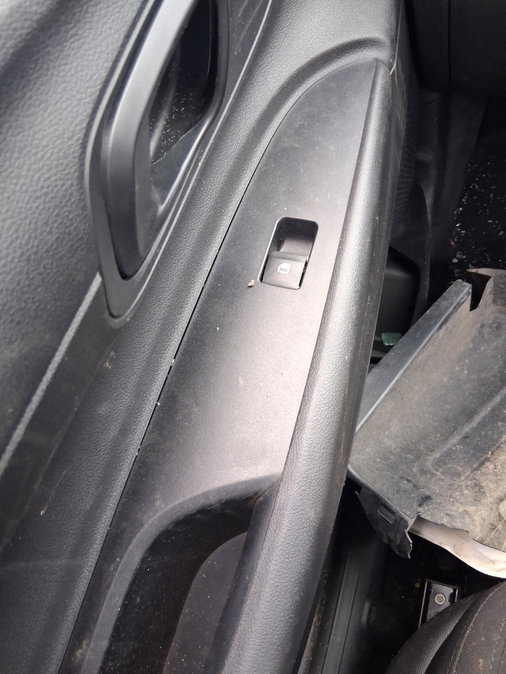 2026 HYUNDAI I20 MK3 NSF PASSENGER SIDE FRONT WINDOW CONTROL SWITCH