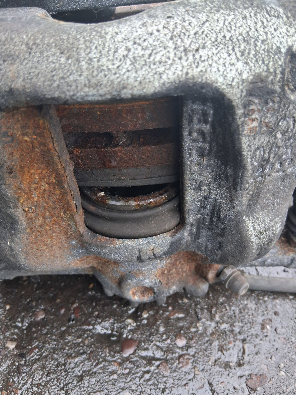 2024 RENAULT TRAFIC X82 MK3 2.0 DIESEL OSF DRIVER SIDE FRONT RIGHT HUB CALIPER