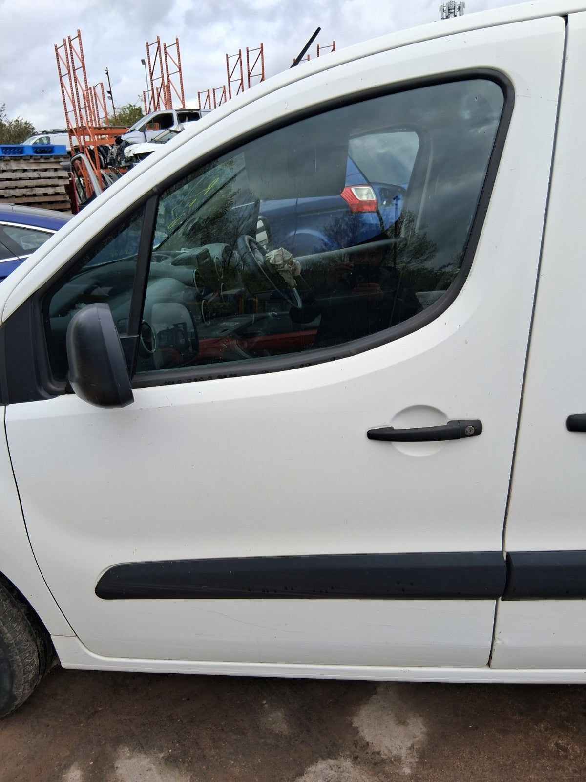 2017 PEUGEOT PARTNER MK2 NSF PASSENGER SIDE FRONT LEFT BARE DOOR WHITE