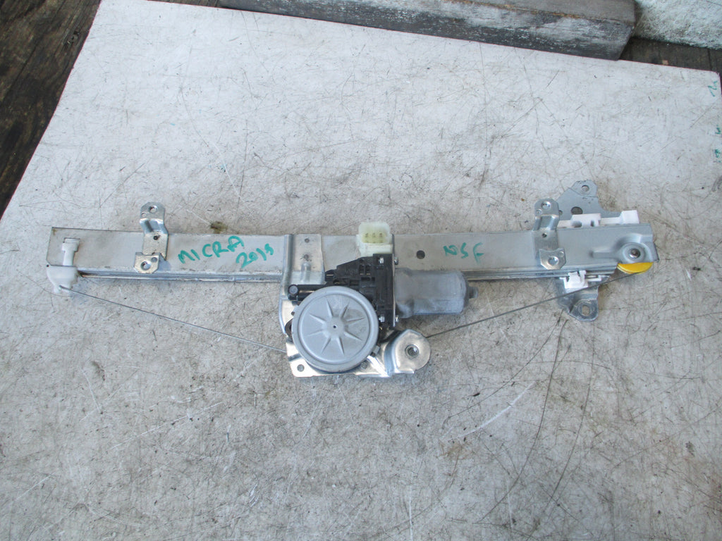 NISSAN MICRA K14 2020 MK5 NSF PASSENGER FRONT WINDOW MOTOR REGULATOR 807304CA0A