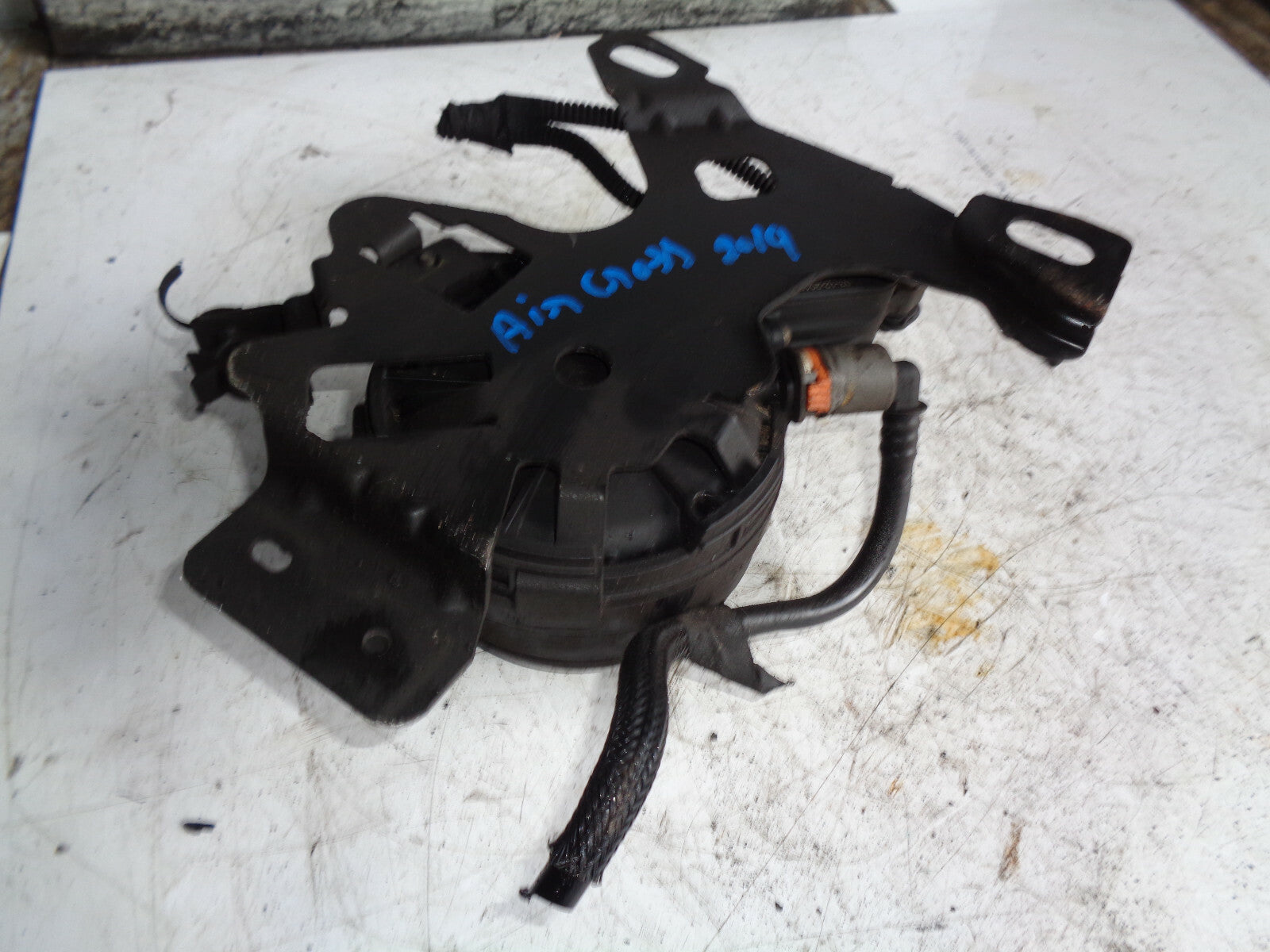 CITROEN C5 AIRCROSS 2019 1.5 HDI DIESEL FUEL FILTER HOUSING 9816847180